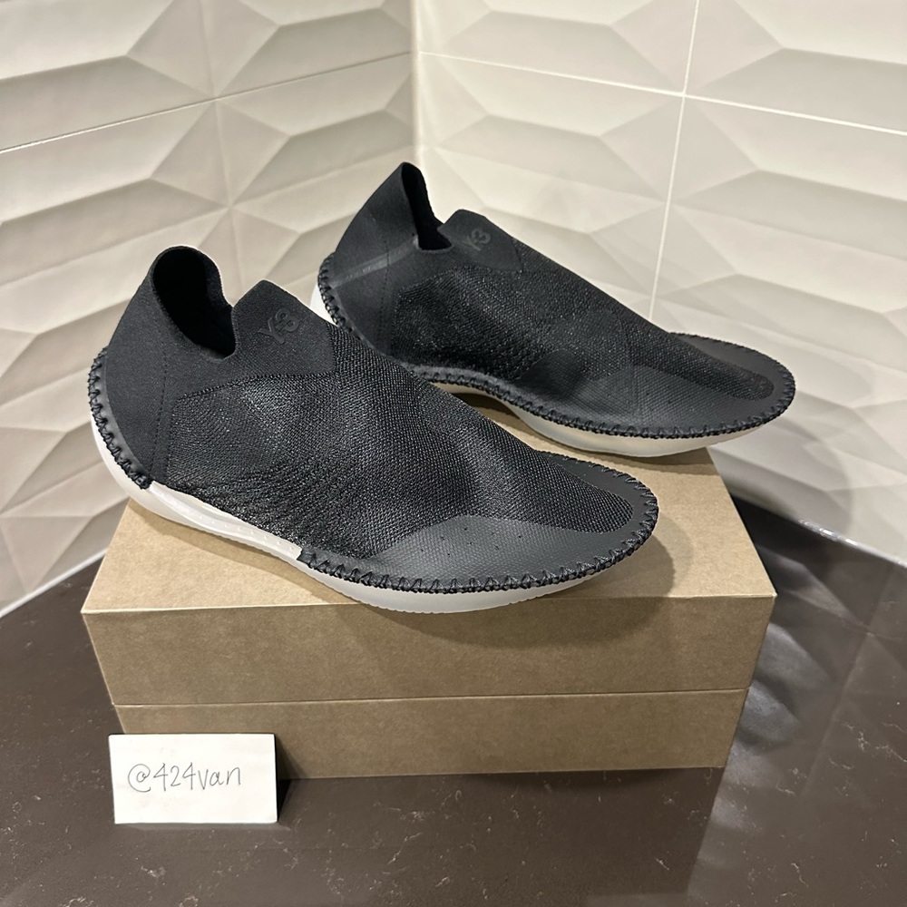 Y3 ITOGO slip on sneakers (size 9.5)